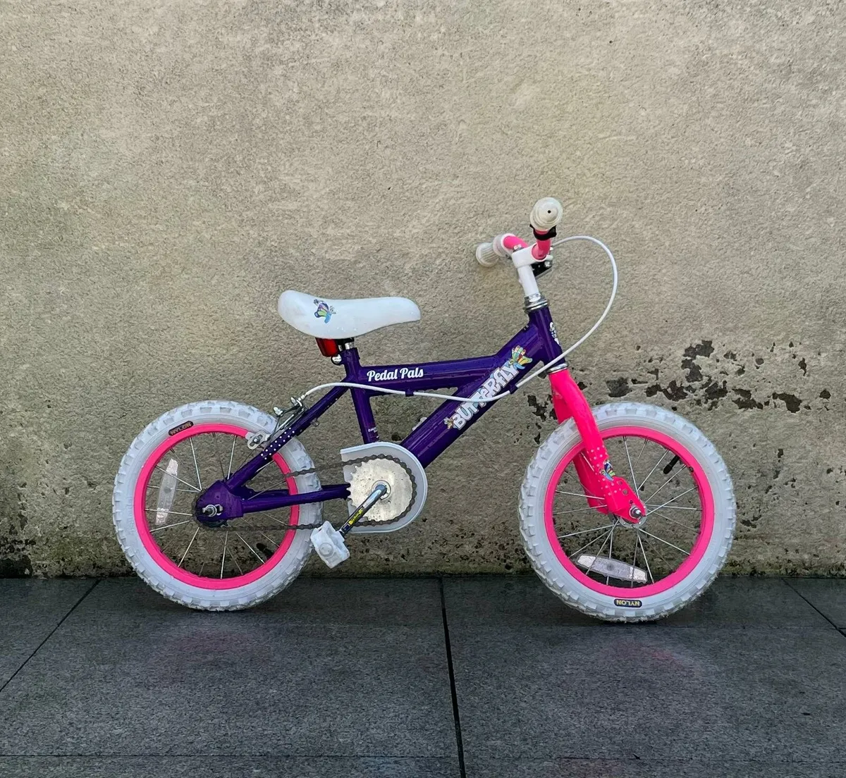 BRAND NEW girls bike 14" wheels - Image 3