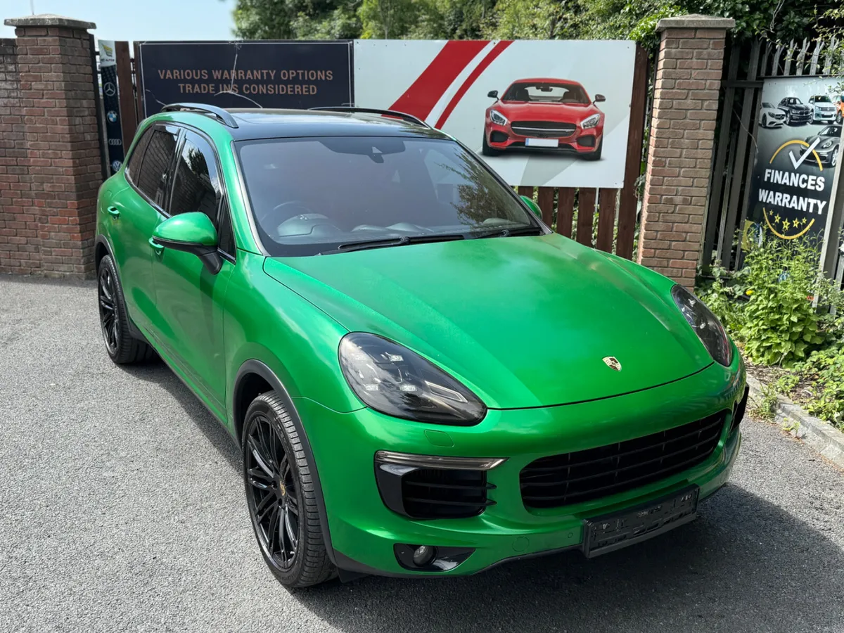 2015 Porsche Cayenne 4.1 S Turbo - Image 4