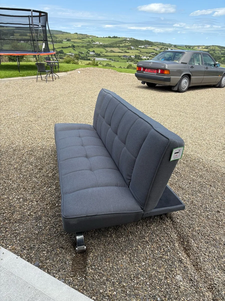 Free Sofa Collect Ennis - Image 3