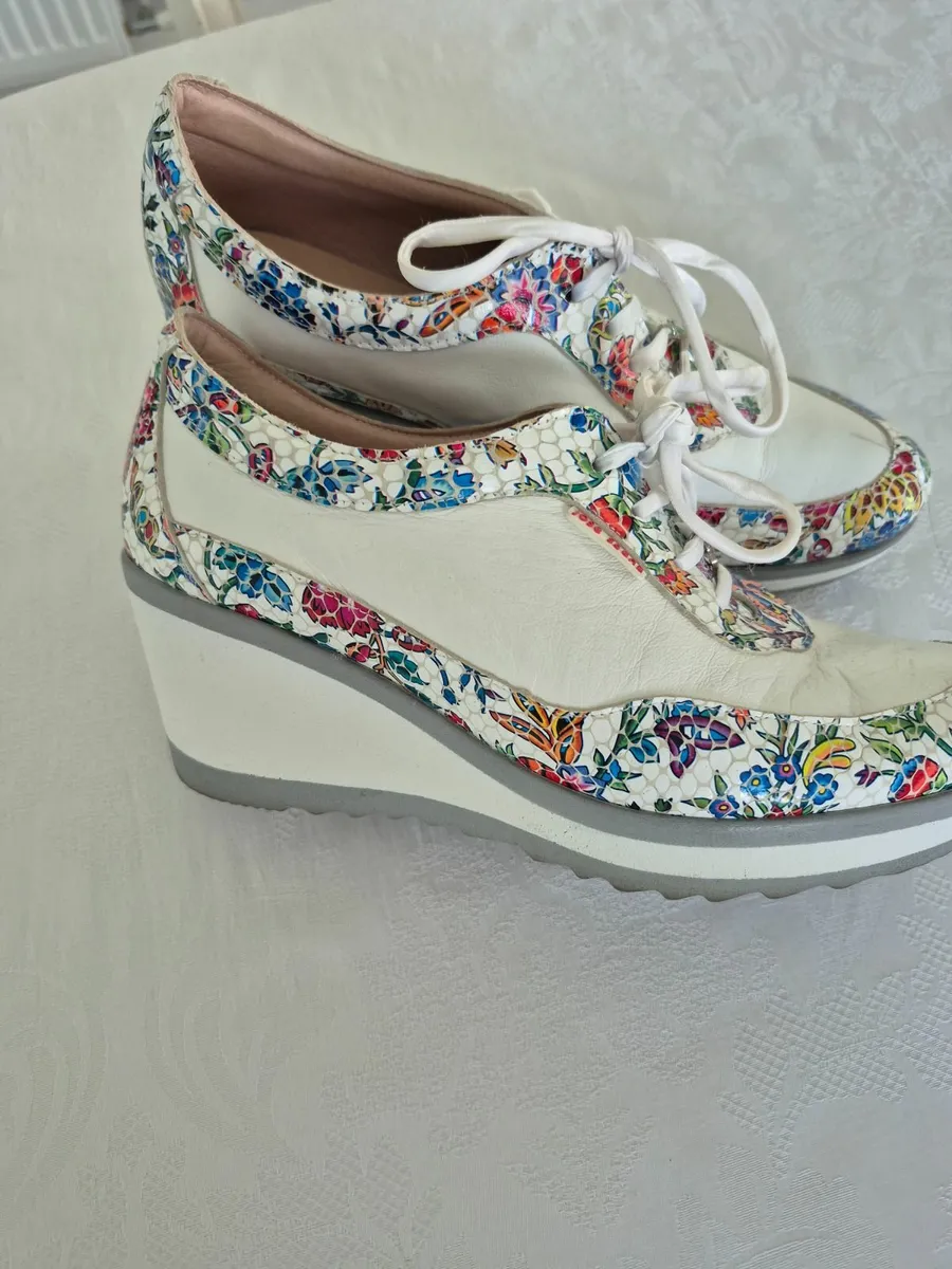 Ladies Shoes - Image 4