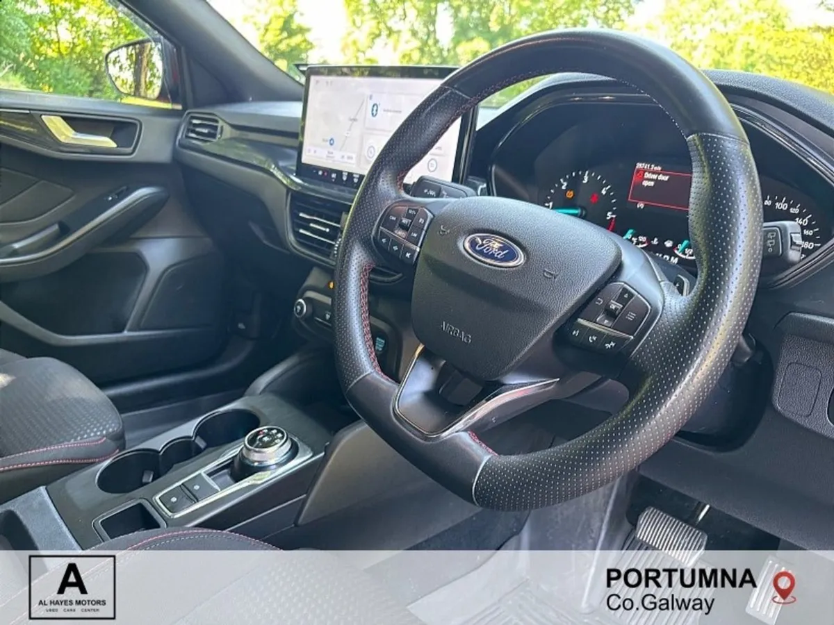 Ford Focus Automatic St-line 1.5l 115PS - Image 2