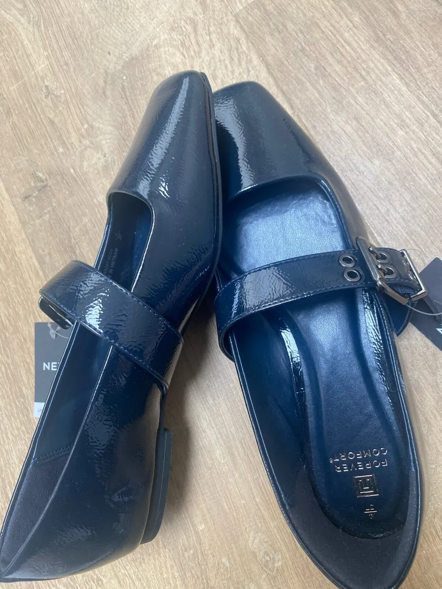 Next navy Mary Jane’s size 4 - Image 2