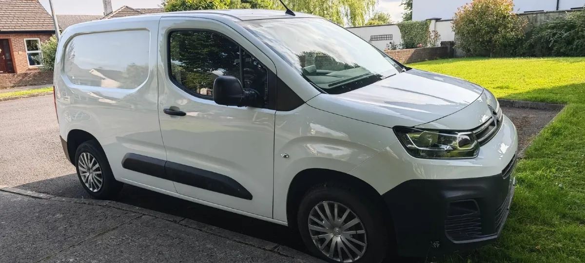 Citroen Berlingo 2022  1.5 Diesel (no VAT) - Image 2