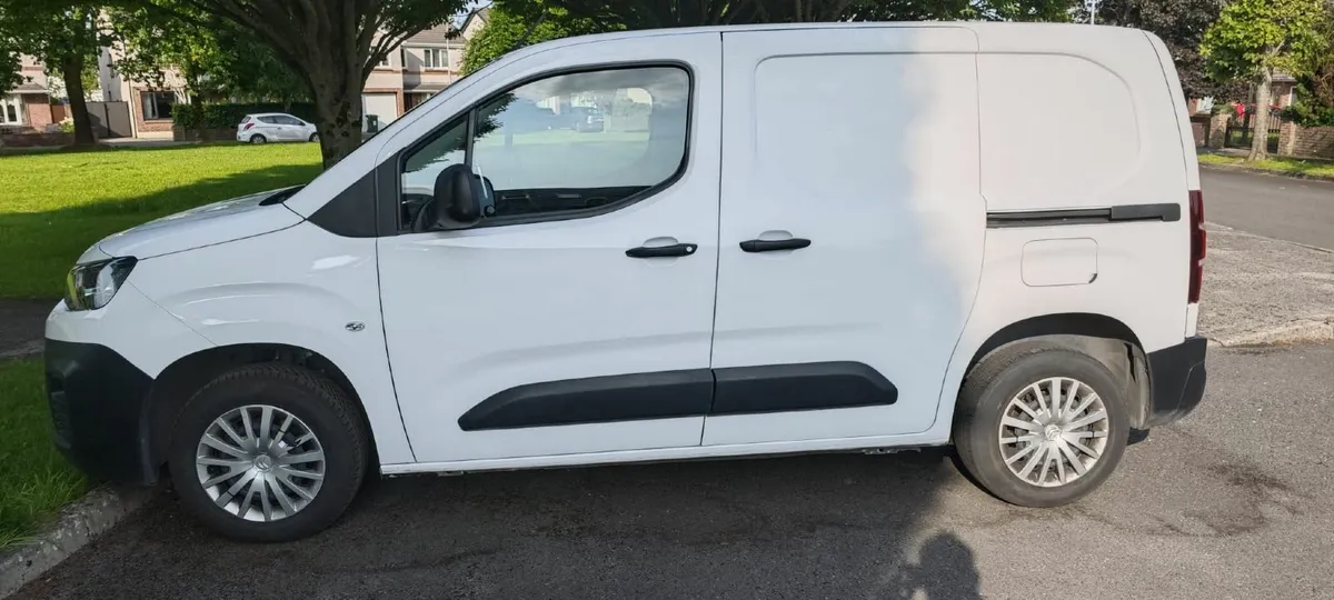 Citroen Berlingo 2022  1.5 Diesel (no VAT) - Image 4