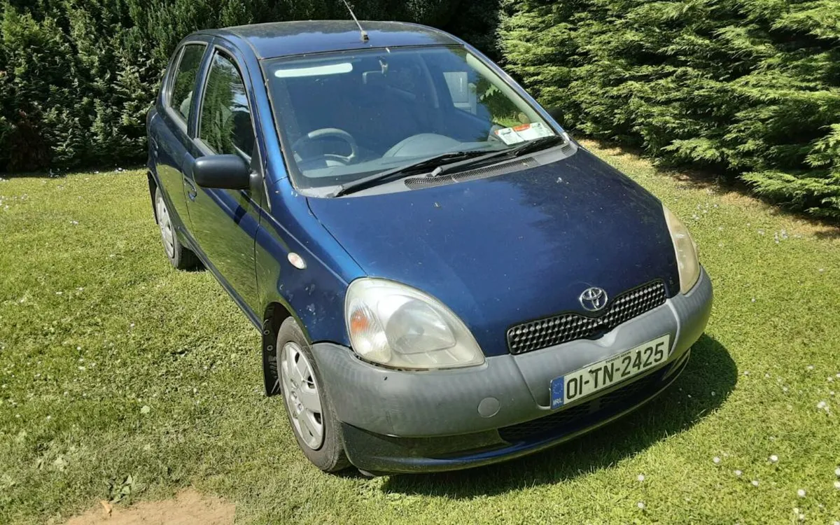 Toyota yaris 1.0  lady owner tested to 12/11/25 - Image 3
