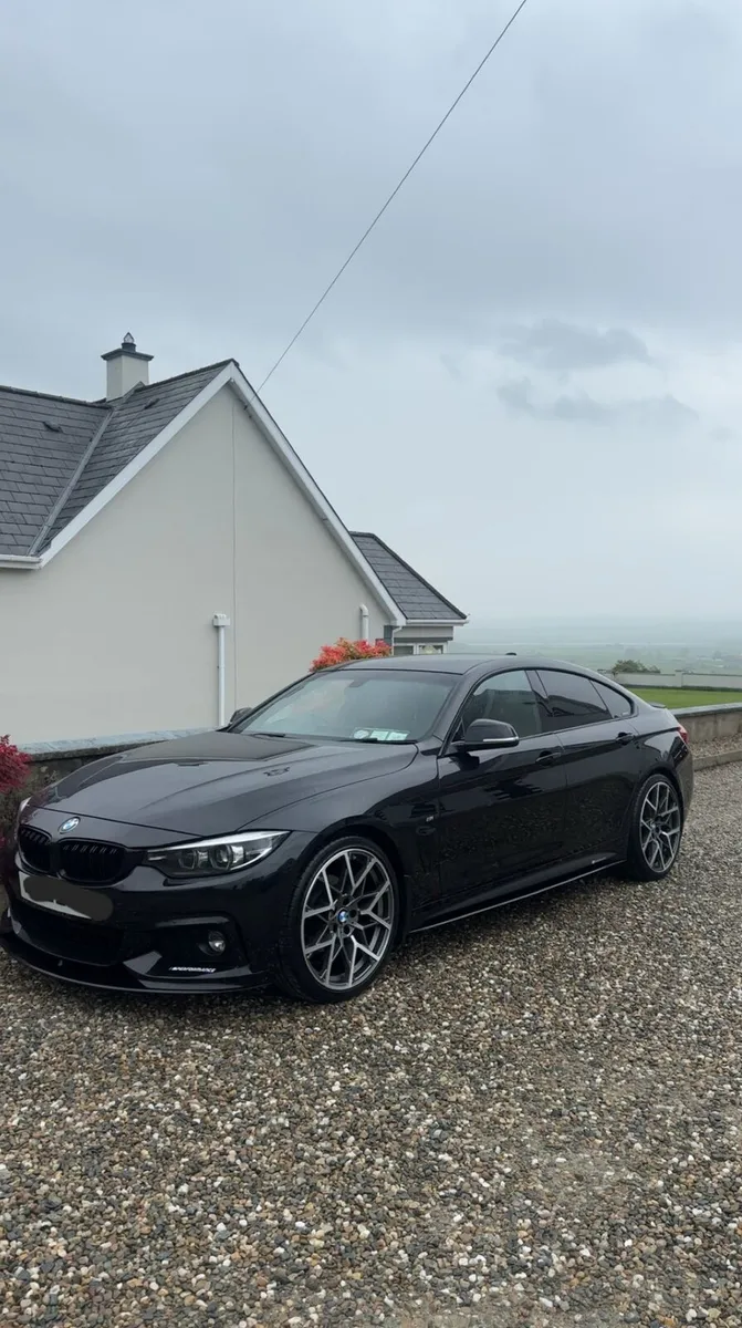 Car - Image 3