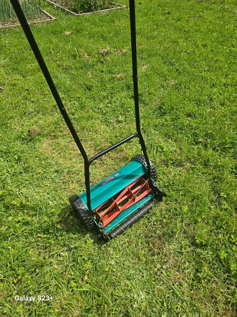 Hand push lawn mower - Image 3
