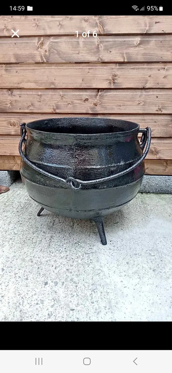 Vintage antique black pots - Image 4