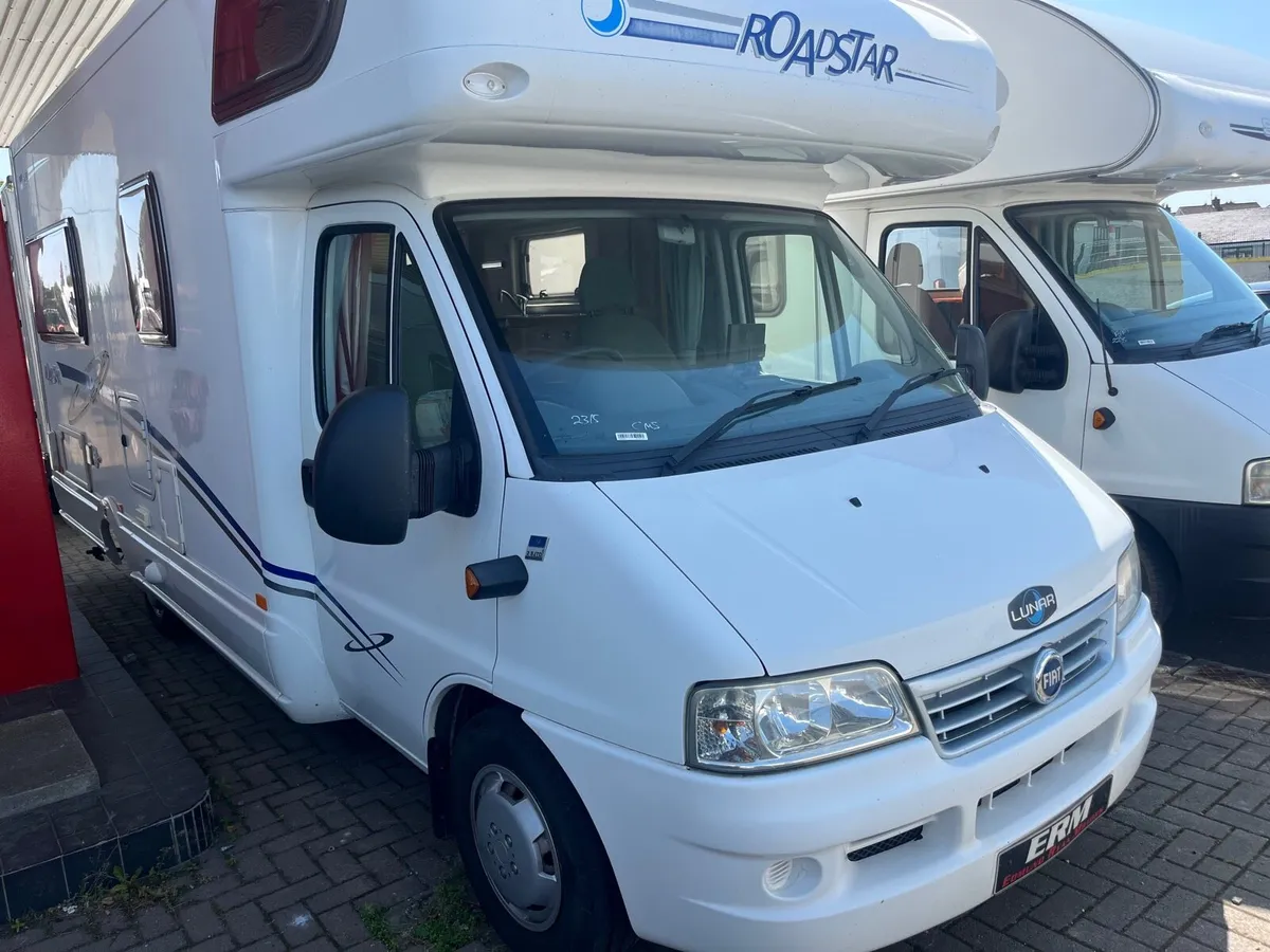 05 Lunar road star 4berth As new! - Image 2