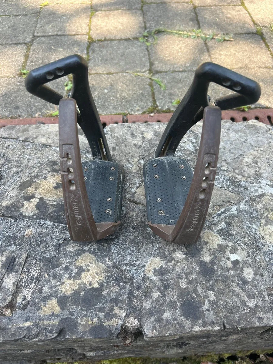 Free jump Stirrups - Image 1