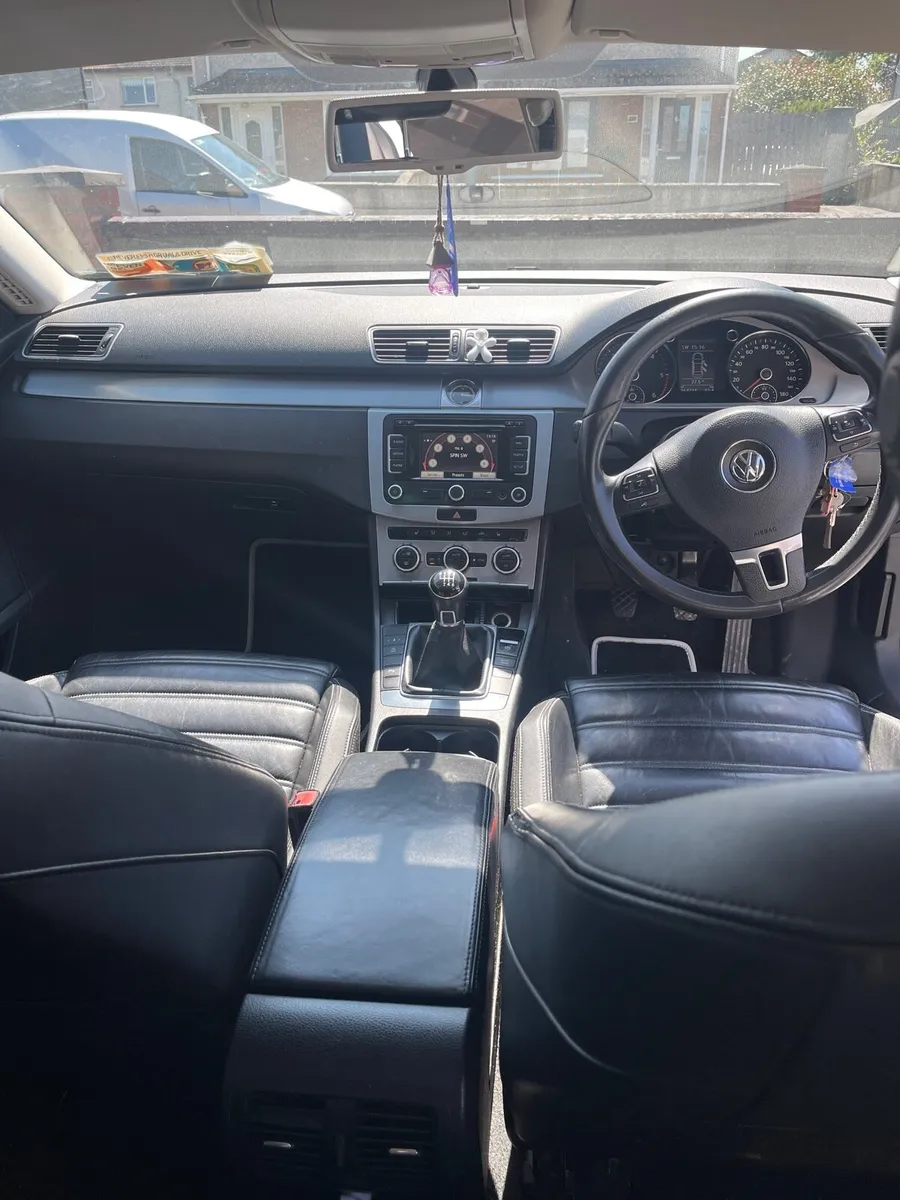Volkswagen Passat cc - Image 3