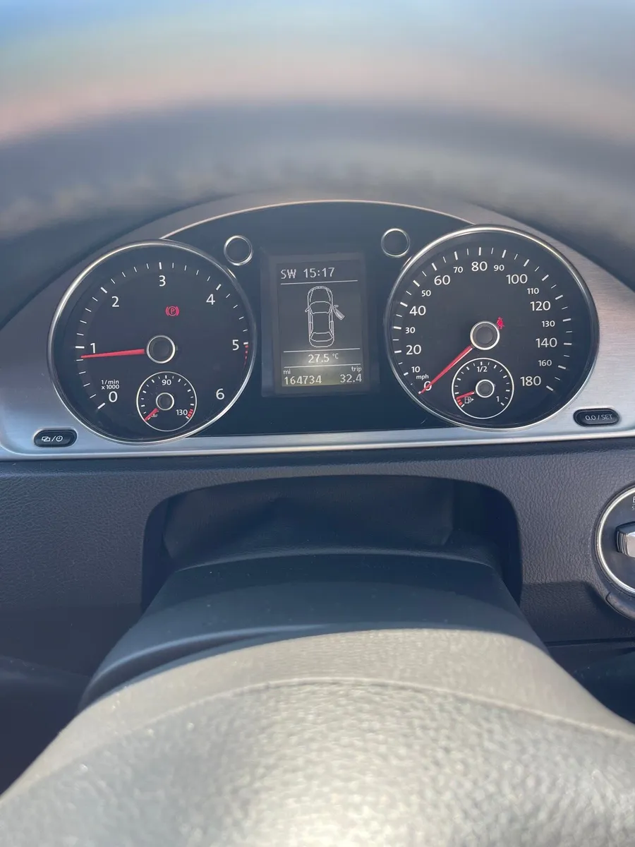 Volkswagen Passat cc - Image 4
