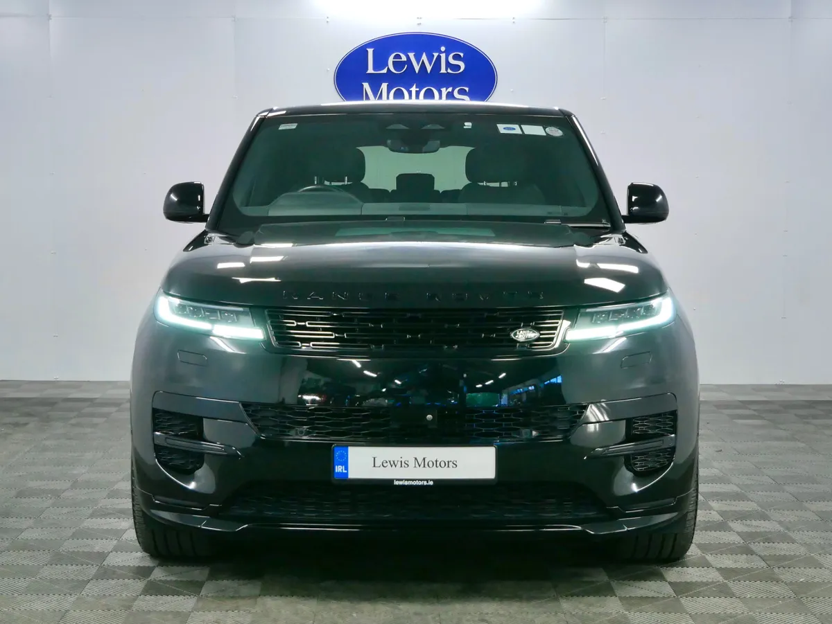 2022 Range Rover Sport P440e Dynamic SE - Image 3