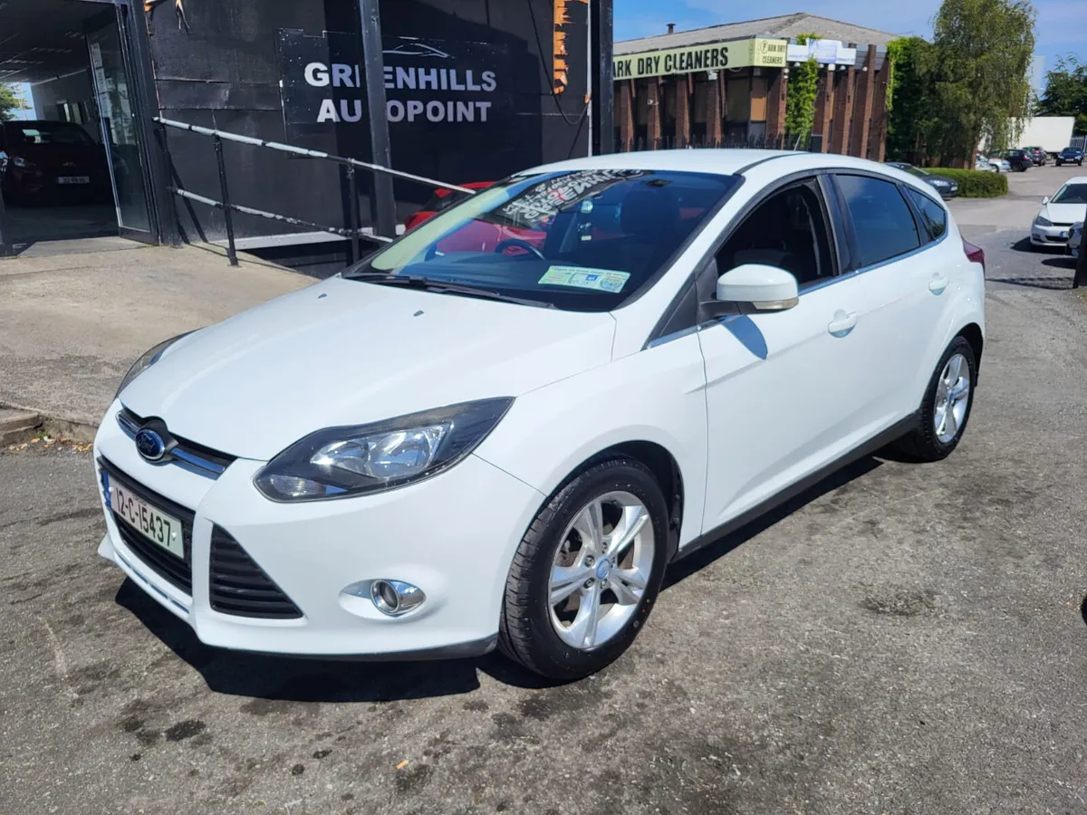 Ford Focus 2012 - Image 1