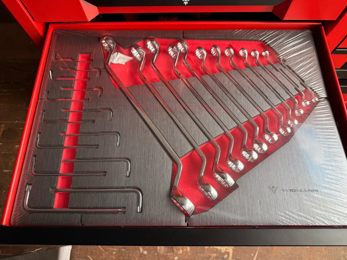 NEW WIDMAN 12 DRAWER TOOL CHEST FULL OF TOOLS - Image 4
