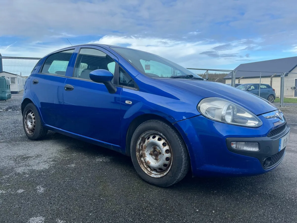 Fiat Punto 2010 - Image 1