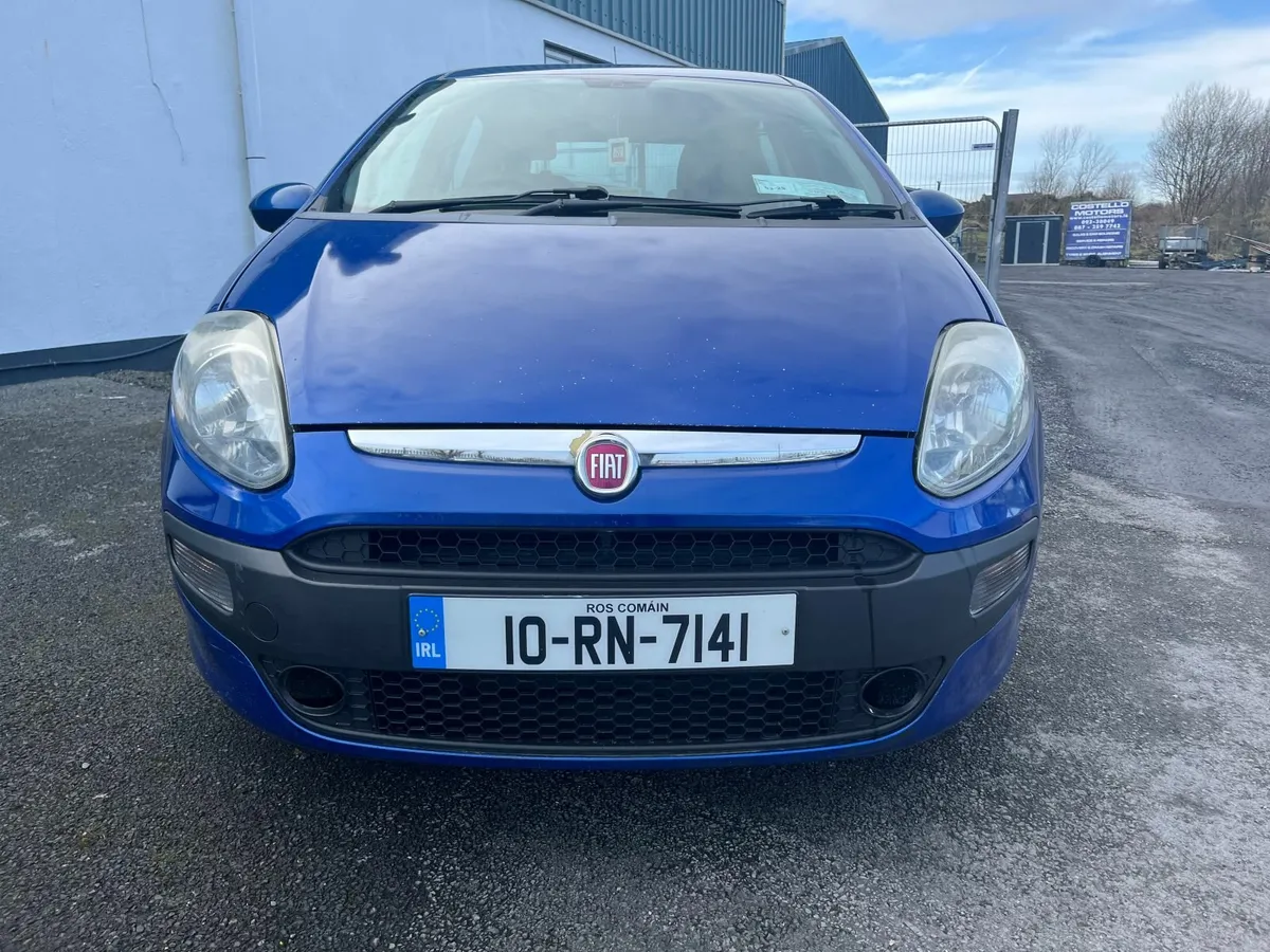Fiat Punto 2010 - Image 2