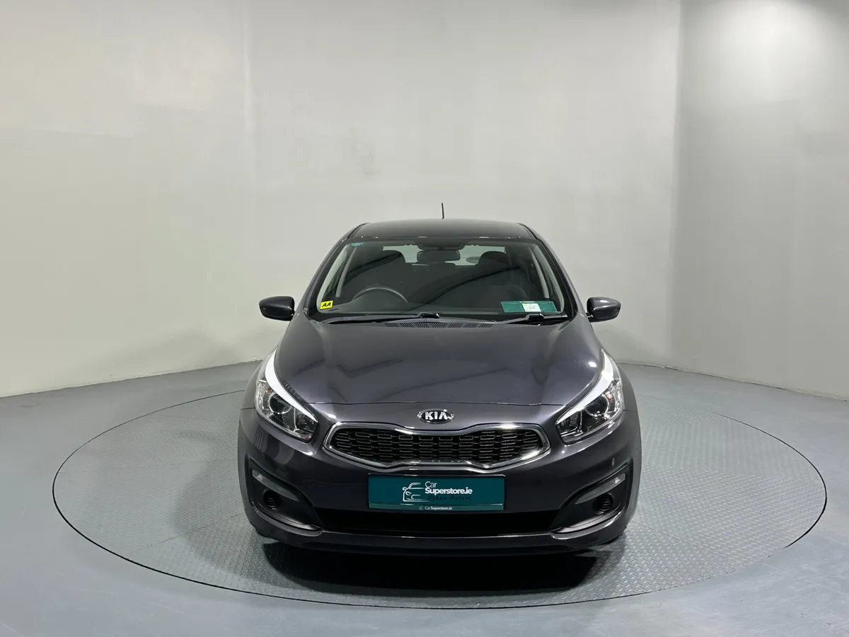 Kia Ceed 1.4 Petrol Sport 181 - Image 3