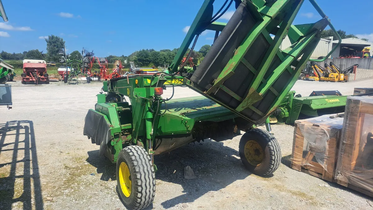 John Deere 1355 Trailed mower - Image 3
