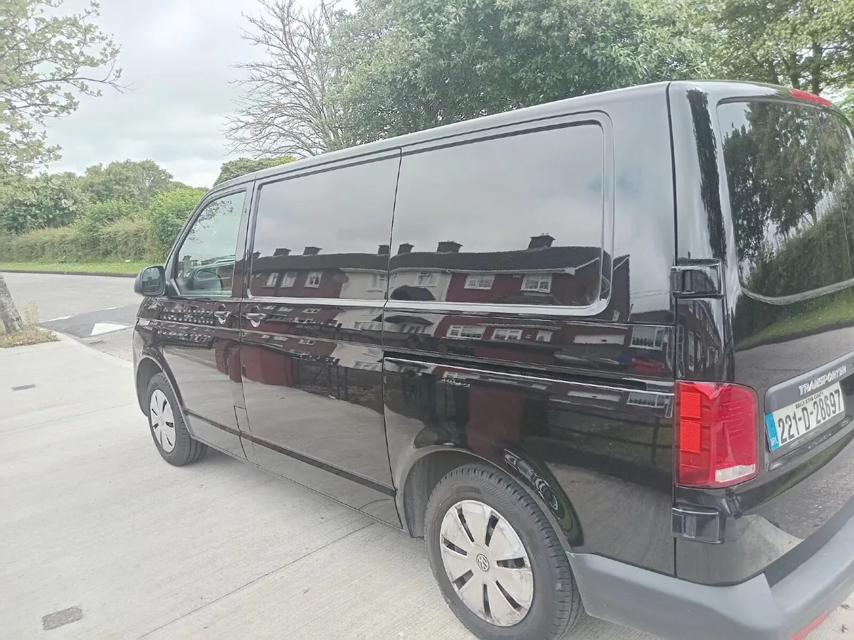 Volkswagen Transporter 2022 - Image 1