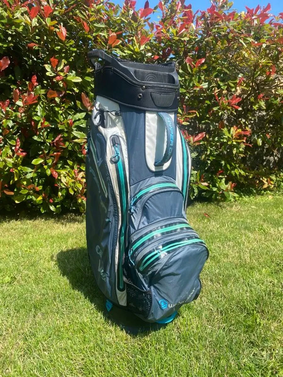 Golf bag and trolley - Image 4