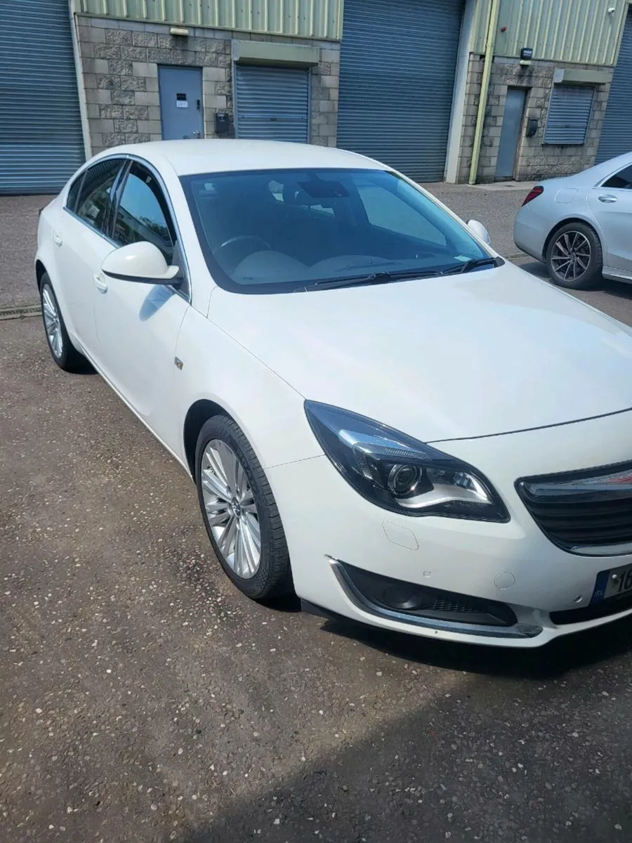 Opel Insignia 2.0 diesel Automatic 170BHP - Image 1