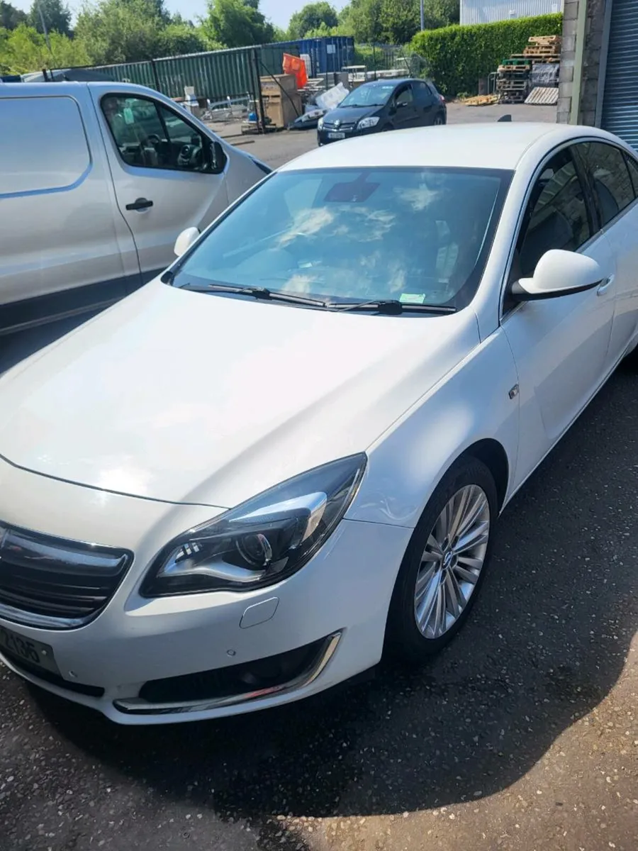 Opel Insignia 2.0 diesel Automatic 170BHP - Image 3