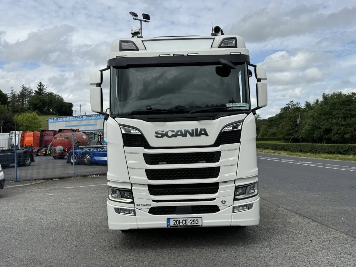 2020 SCANIA R520 NEW GEN TAG AXLE - Image 2