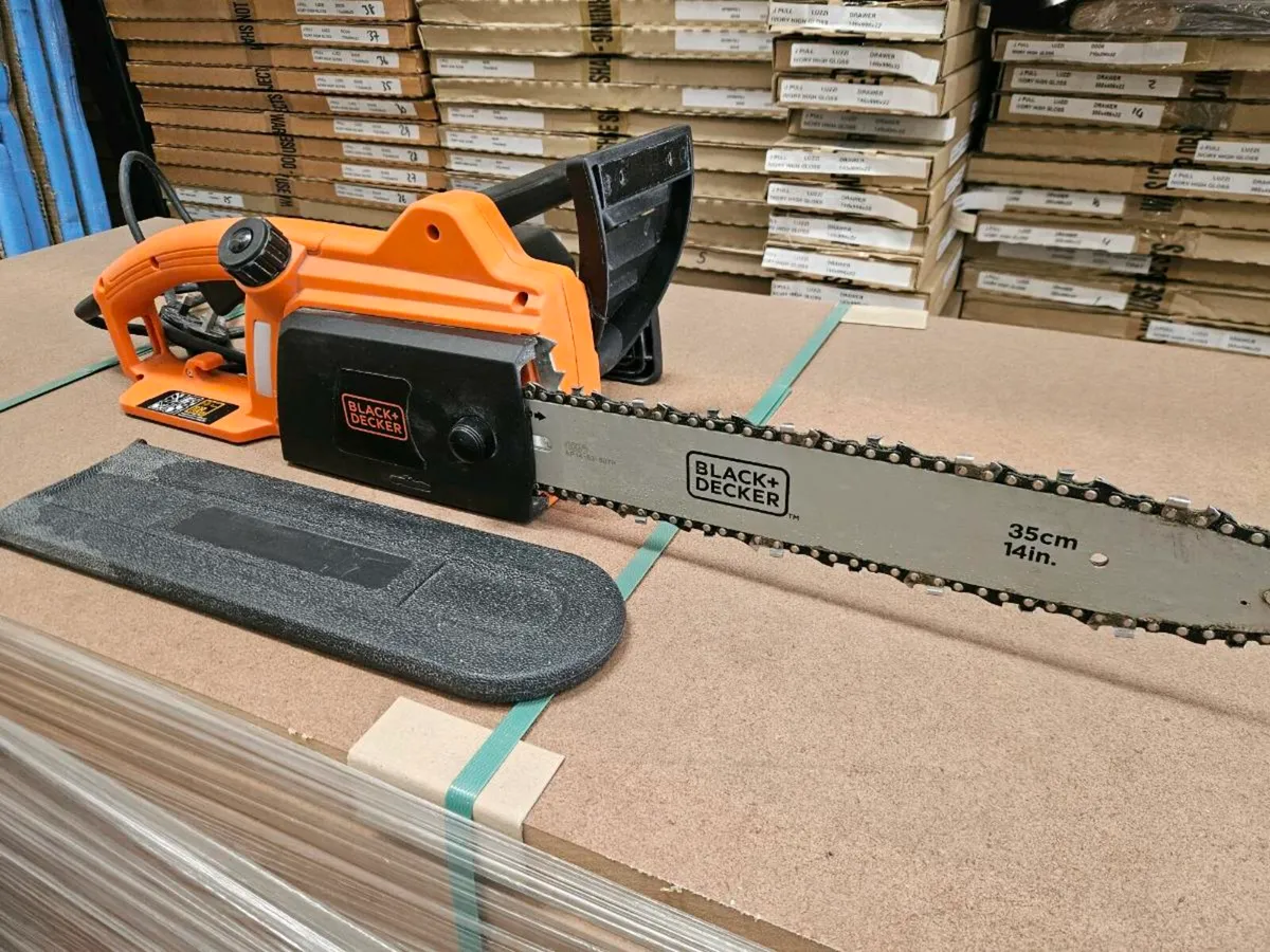 Electric Chainsaw 220 - Image 2