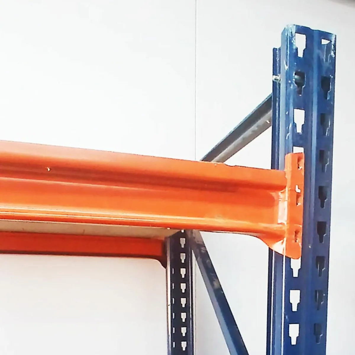 Used Garage Shelving (ref:LS023) - Image 3