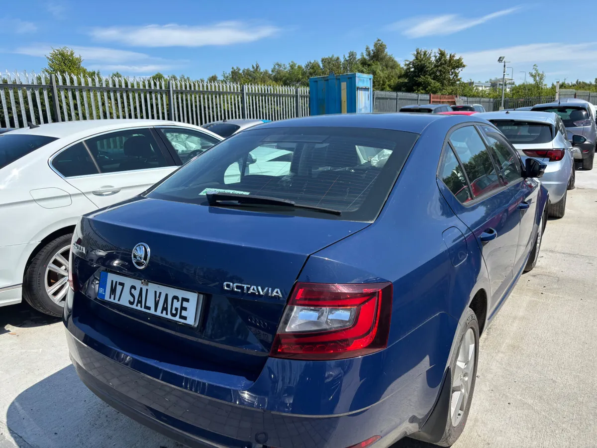 18 Octavia Tdi Ambition 120km Nct 3/26 Starting - Image 3