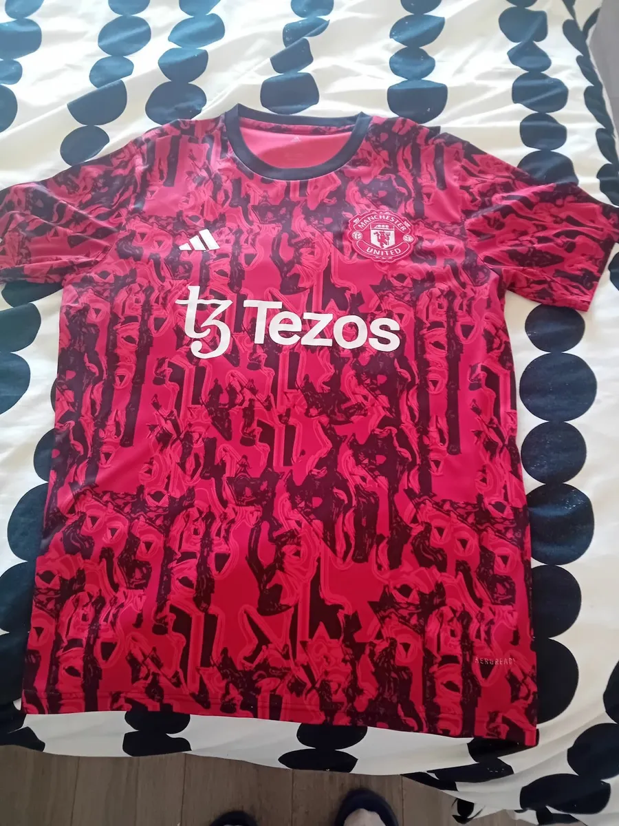 Jerseys - Image 1