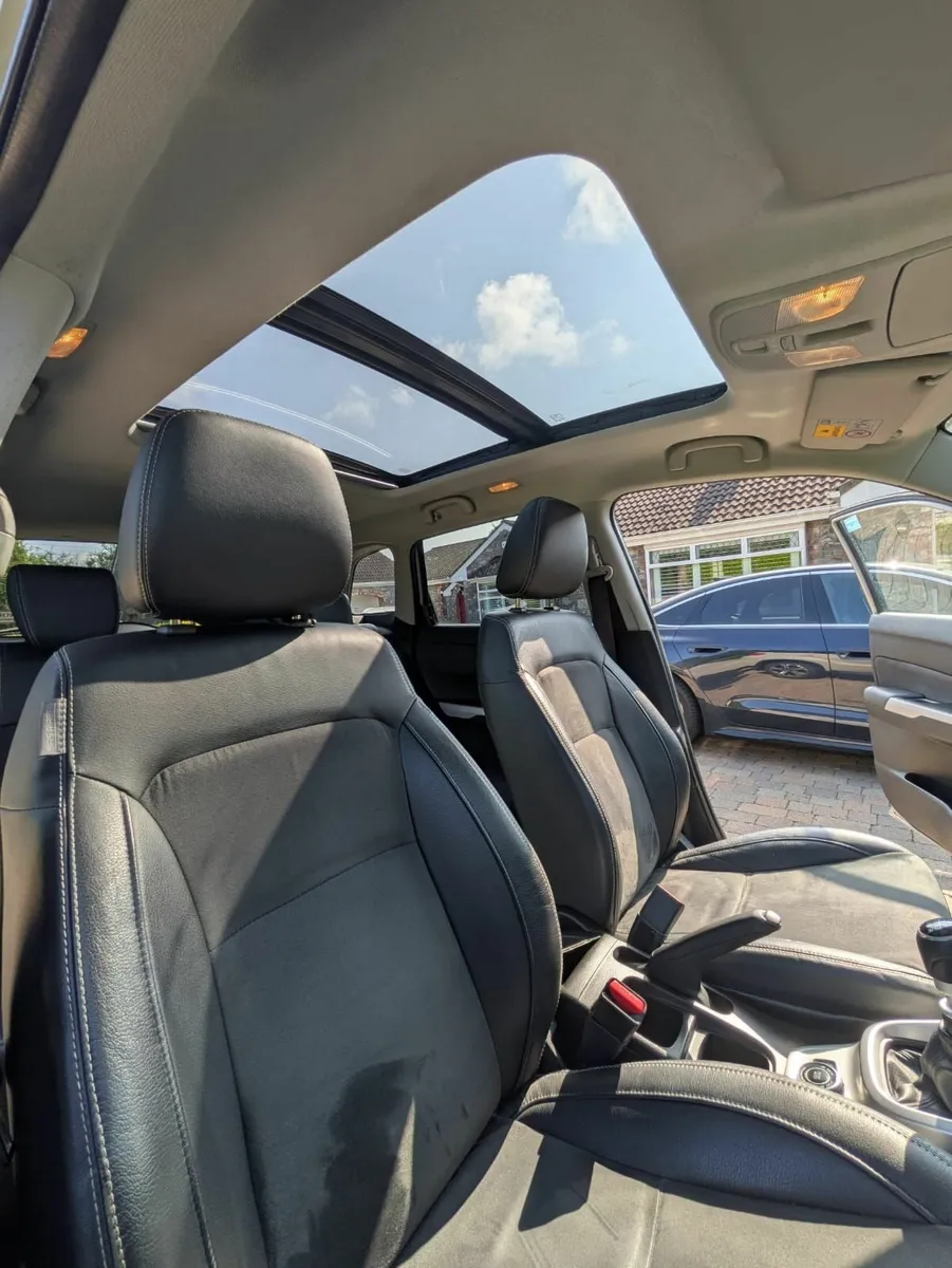 Suzuki Vitara 2016. 1.6 Diesel. High Spec! - Image 2