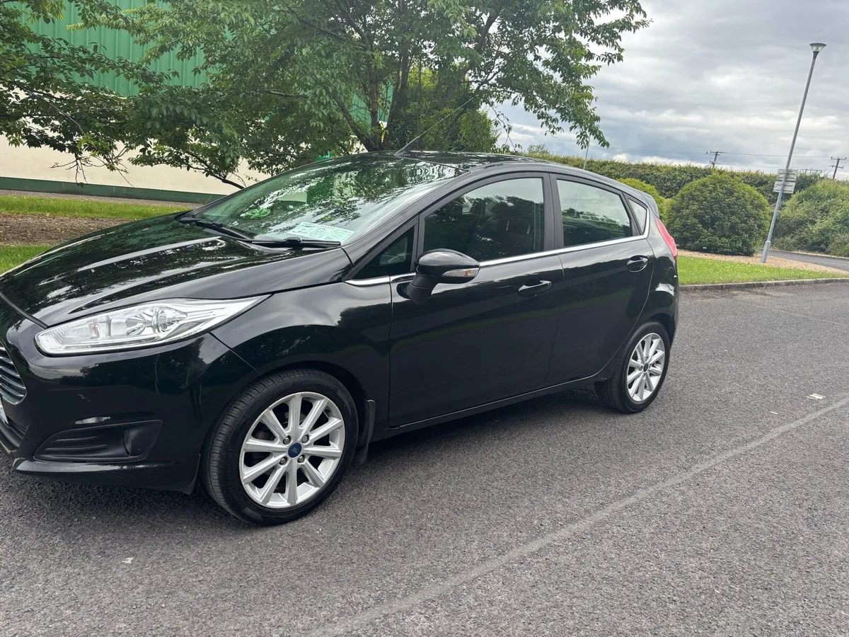 171 Ford fiesta titanium - Image 4