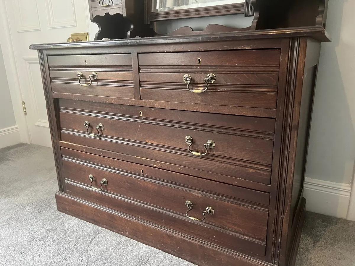 Furniture Dressing table. - Image 1