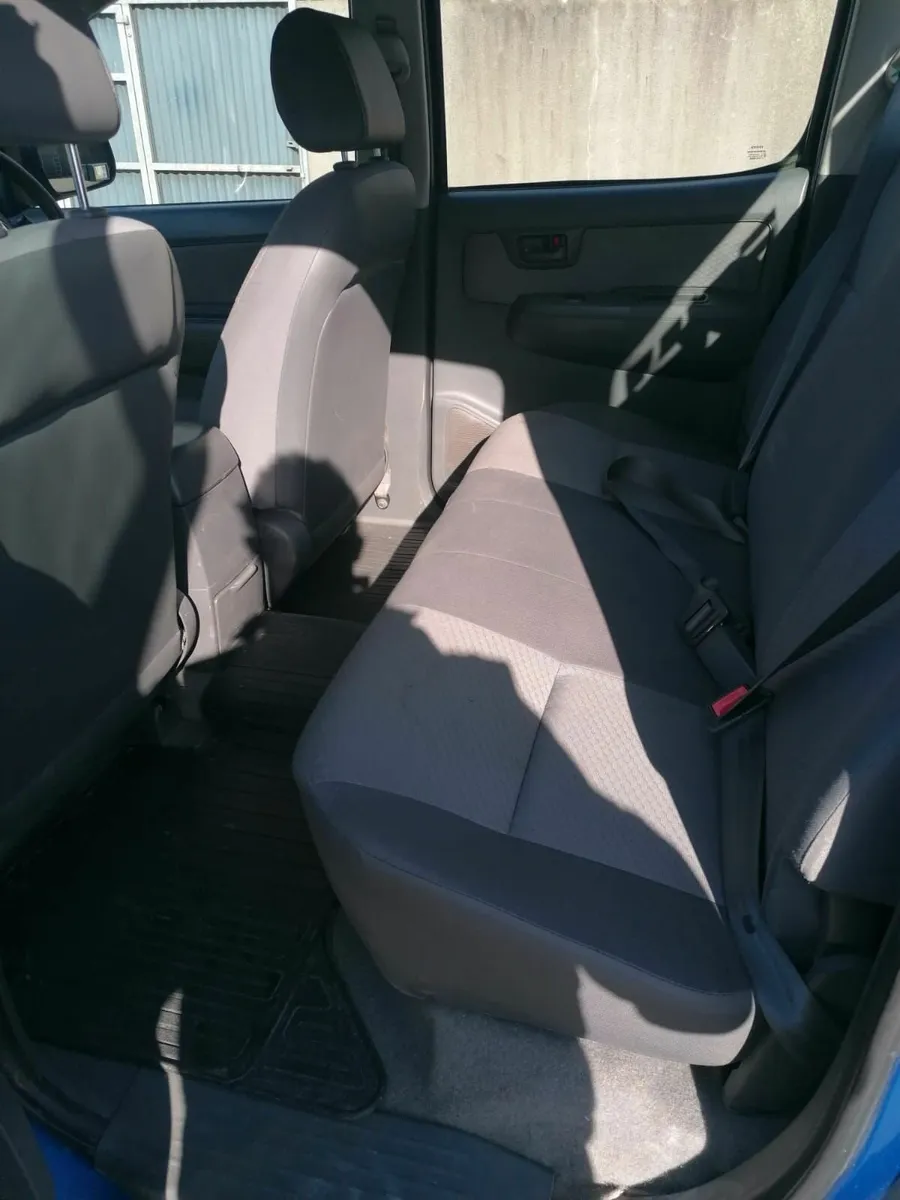 Toyota Hilux 2012 - Image 1