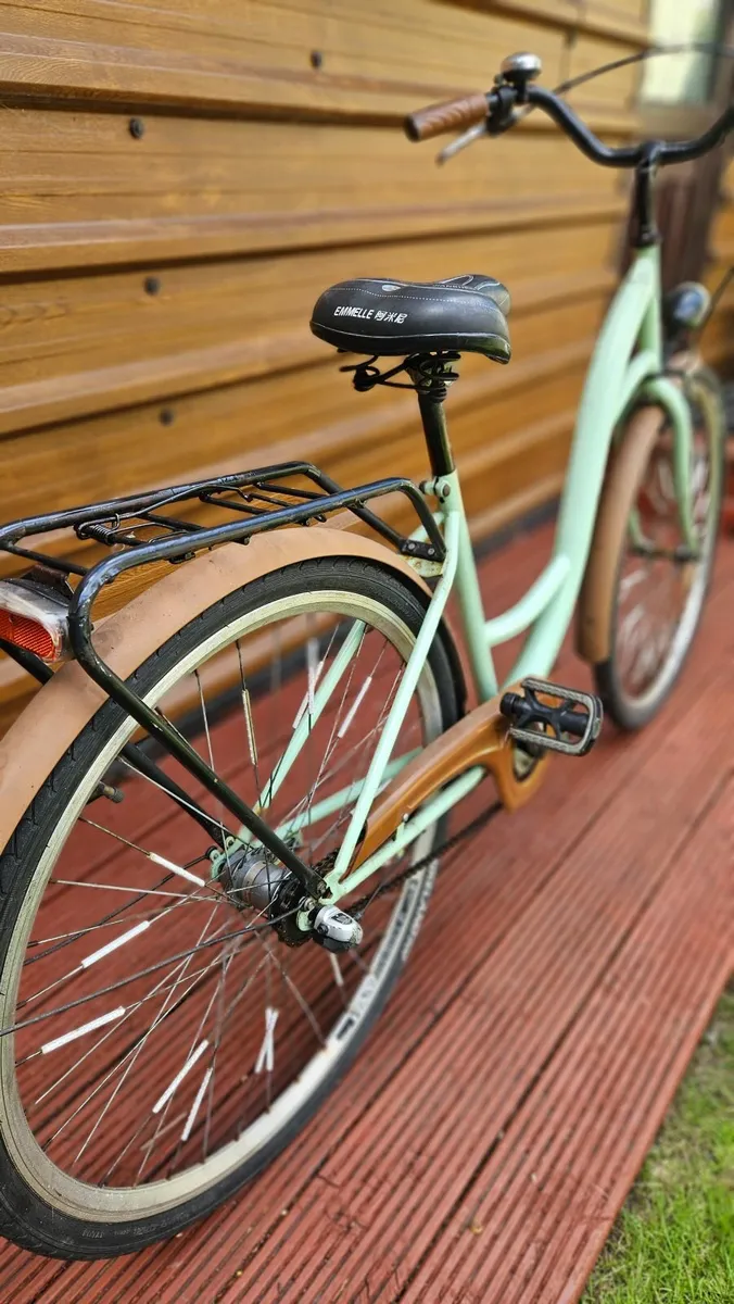 Vintage Bike - Image 2