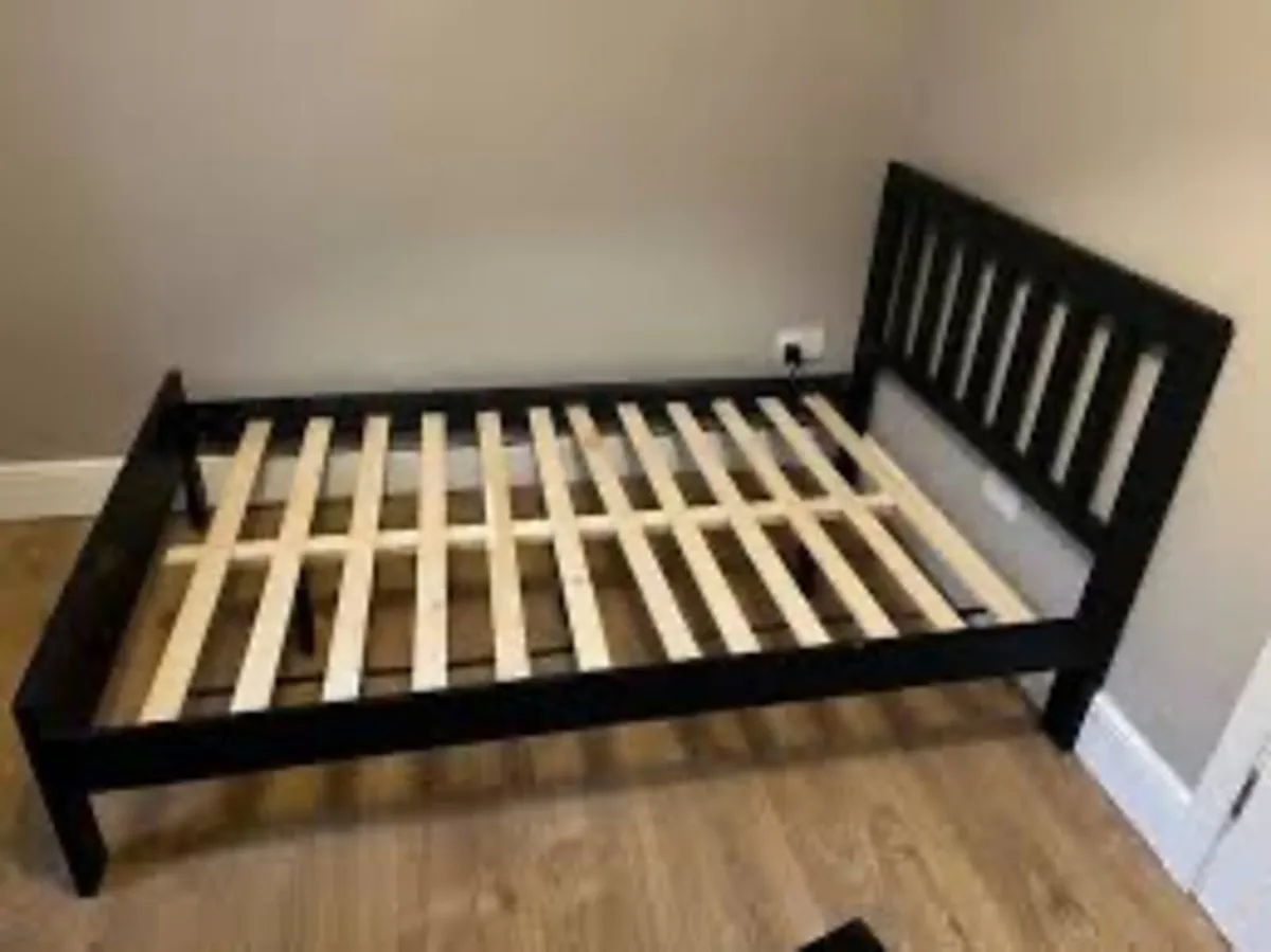 Double bed - Image 2