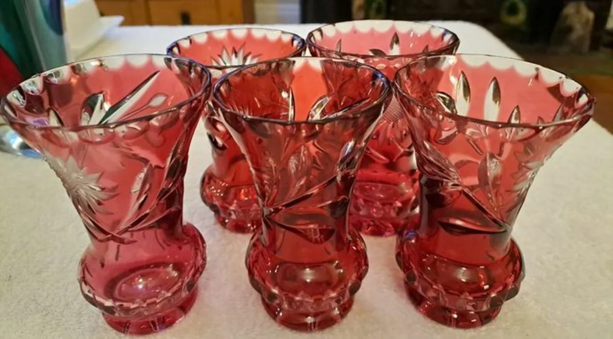 Vintage ruby red crystal bud vase - Image 1