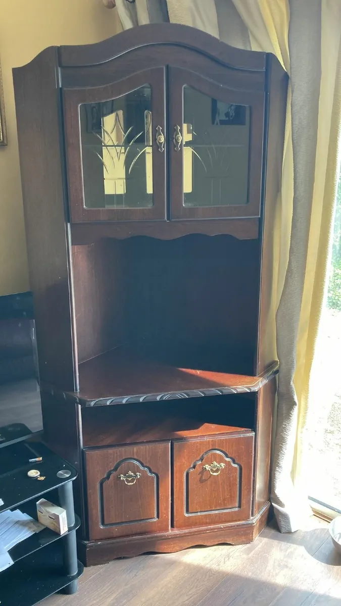 Free cabinet must be collected