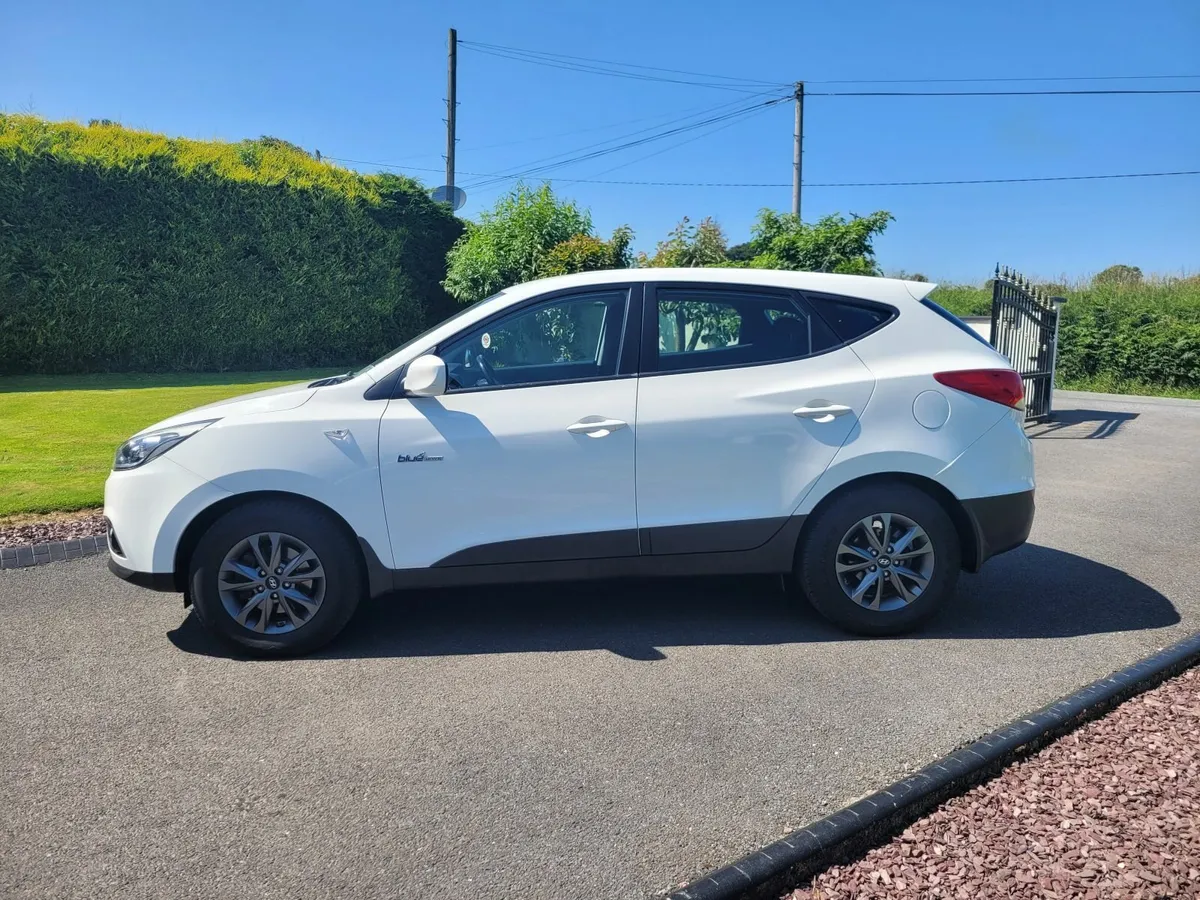2015 HYUNDAI IX35 1.7 DIESEL - Image 2