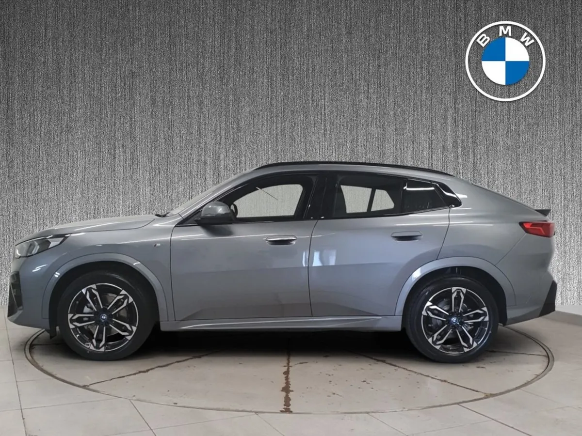 BMW iX2 Edrive20 M Sport - Image 4