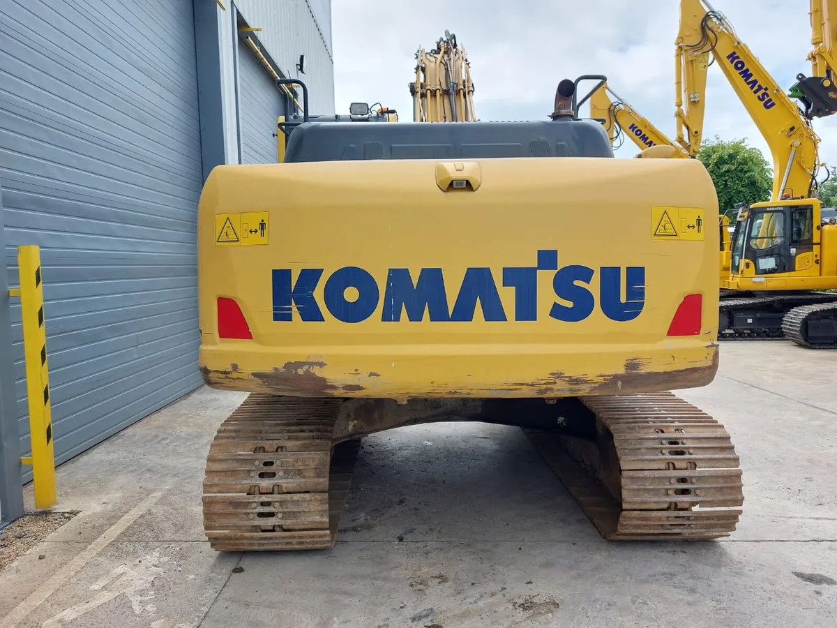 2016 Komatsu PC210LC-10 - Image 4