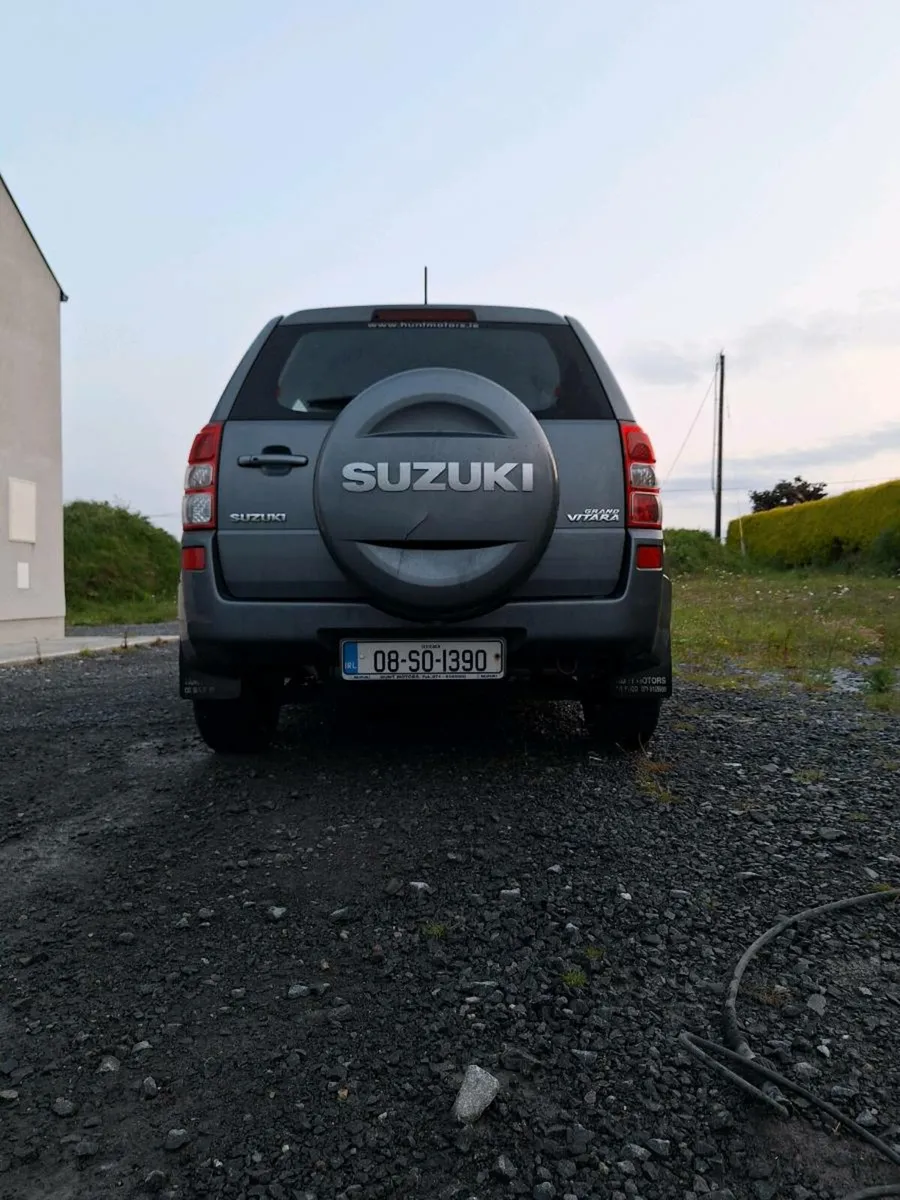 Suzuki Grand Vitara 4x4 (needs repair) - Image 4