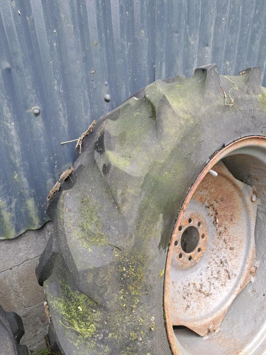 massey 35 back wheels - Image 1