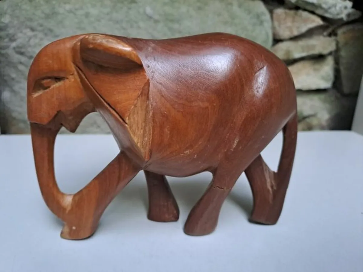 Wooden elephant Figurine vintage - Image 3