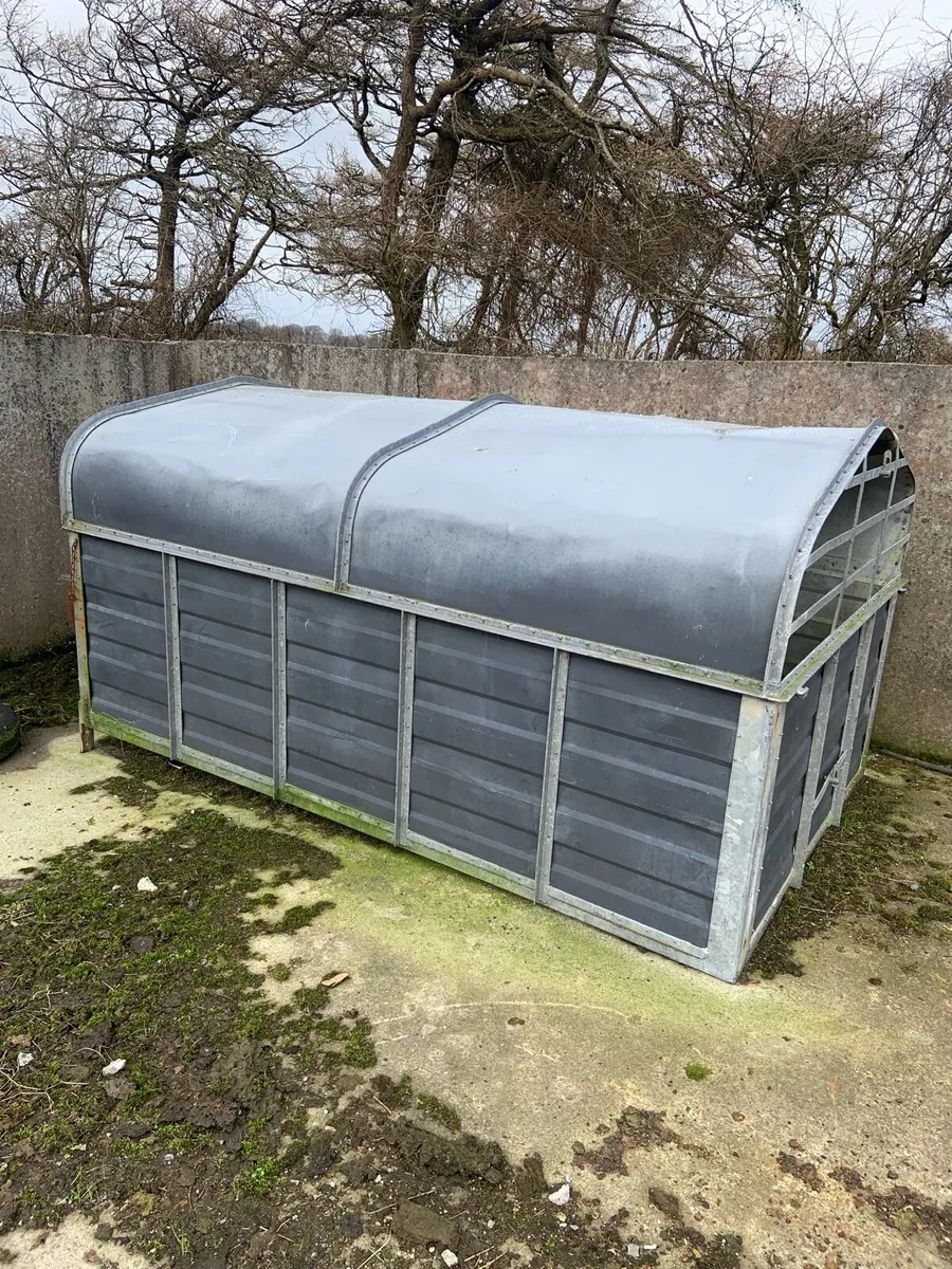 Trailer top - Image 2
