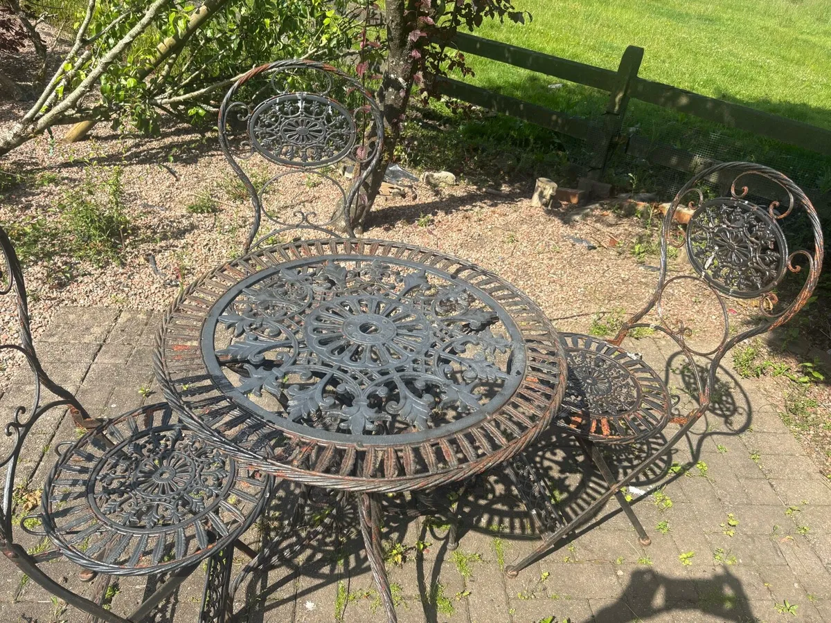 Garden Table and Chairs - Image 2