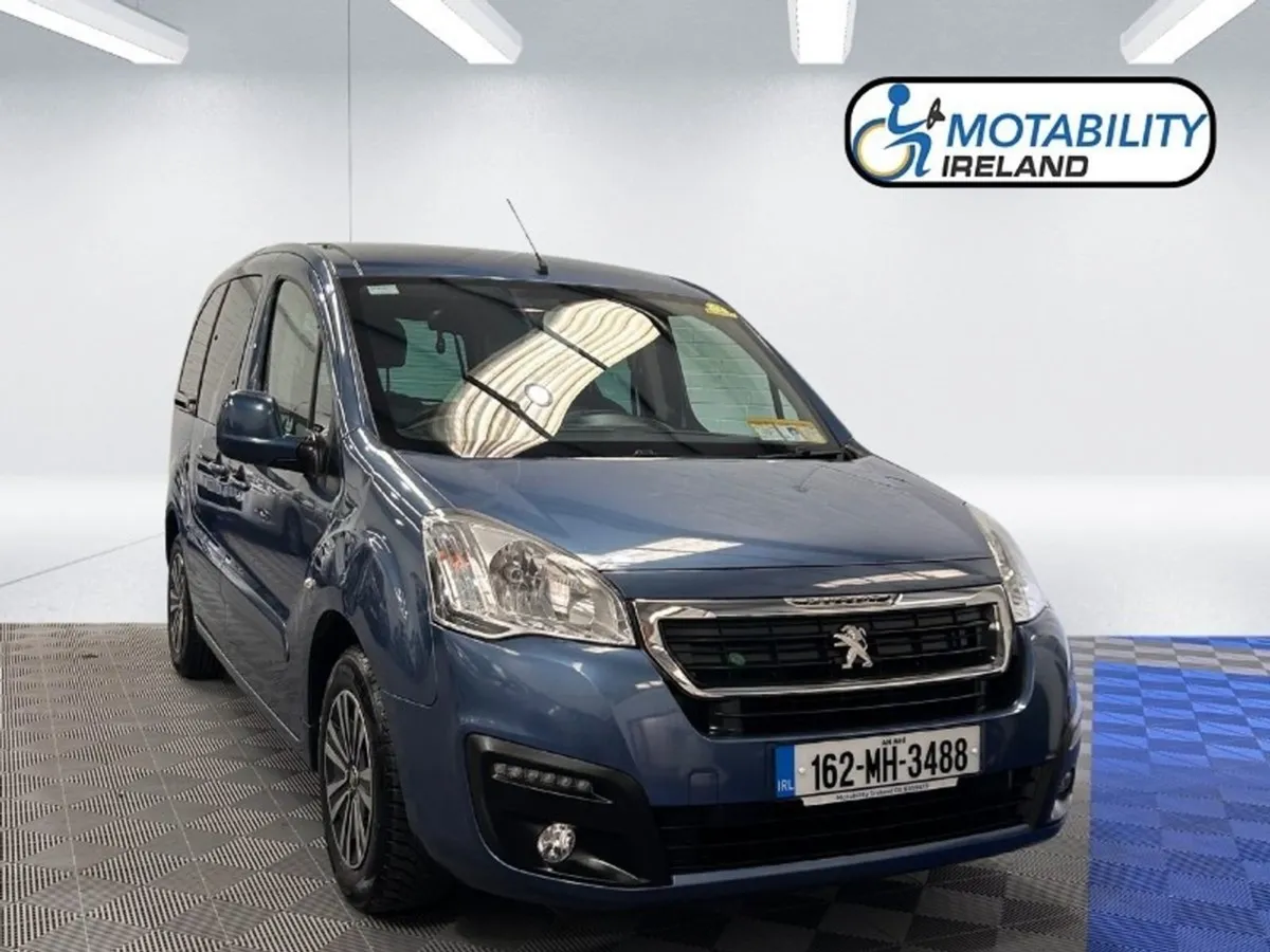 Peugeot Partner Wheelchair Accessible - Image 1