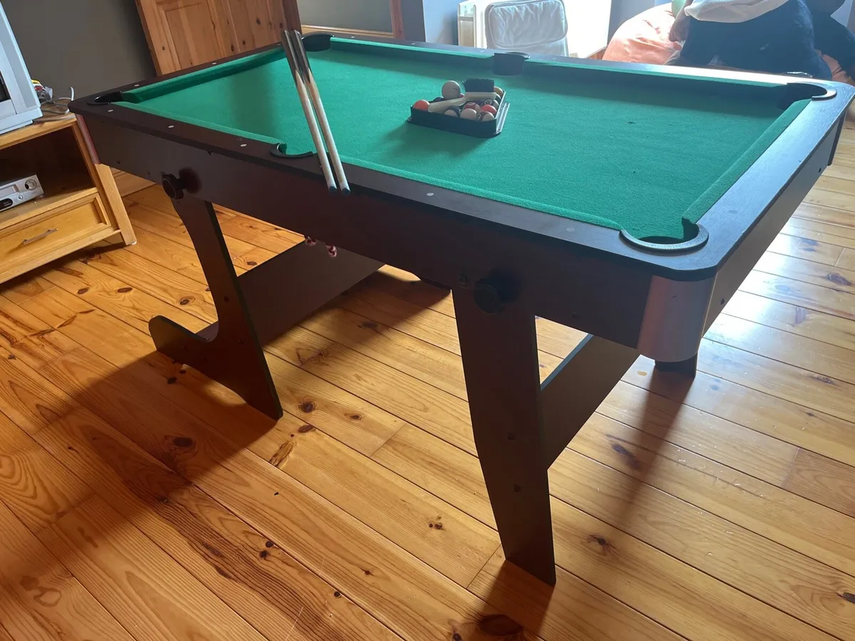 Pool table - Image 4